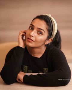 Rajisha Vijayan new photoshoot pics-012