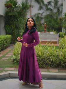 rajisha-vijayan-in-deep-purple-long-Anarkali-kurta-featuring-a-high-round-neck-full-length-fitted-sleeves-dress-photos-002