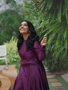rajisha-vijayan-in-deep-purple-long-Anarkali-kurta-featuring-a-high-round-neck-full-length-fitted-sleeves-dress-photos-003