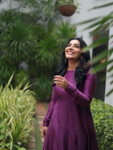 rajisha-vijayan-in-deep-purple-long-Anarkali-kurta-featuring-a-high-round-neck-full-length-fitted-sleeves-dress-photos-006