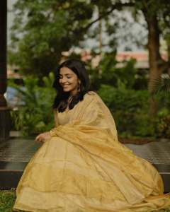 rajisha-vijayan-in-golden-colour-lehenga-for-party-outfit-003
