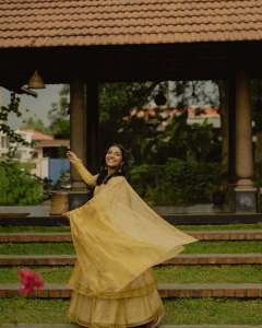 rajisha-vijayan-in-golden-colour-lehenga-for-party-outfit-010