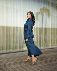 rajisha-vijayan-in-latest-outfit-trending-ideas-photos-006