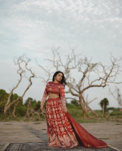 rajisha-vijayan-in-raw-mango-fashion-lehenga-style-photos-006