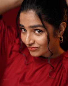 rajisha-vijayan-in-red-frock-photoshoot-004