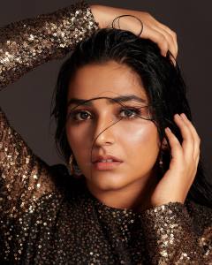 rajisha-vijayan-latest-photo-shoot-pics-0812-001
