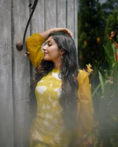 rajisha-vijayan-latest-photo-shoot-pics-0812-018