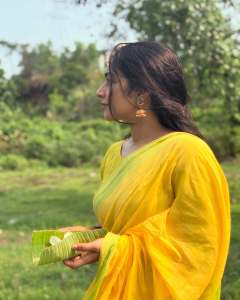 rajisha-vijayan-new-latest-photos-in-yellow-saree-after-weight-loss