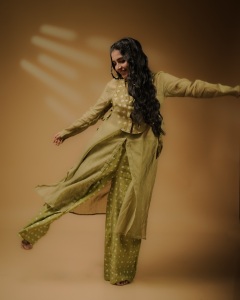 rajisha-vijayan-new-photoshoot-018