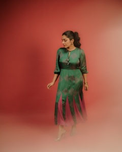 rajisha-vijayan-new-photoshoot-036