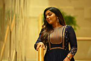 rajisha-vijayan-new-pics-in-blue-long-dress-001