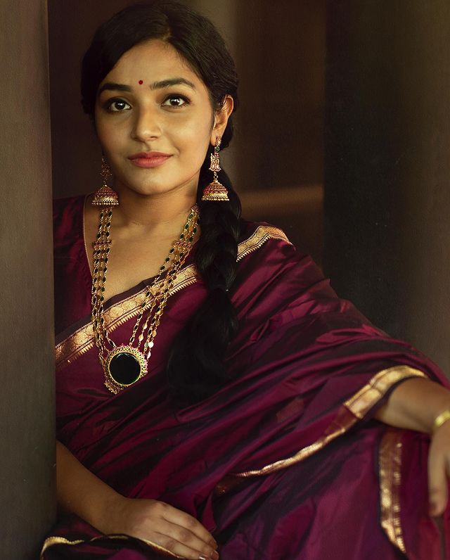 rajisha-vijayan-new-look-photos-002