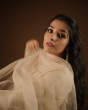 rajisha-vijayan-latest-pictures-and-styling-outfit-021