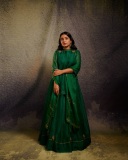 rajisha-vijayan-trending-neck-style-for-party-outfit-in-green-colour-003