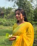 rajisha-vijayan-new-latest-photos-in-yellow-saree-after-weight-loss-002