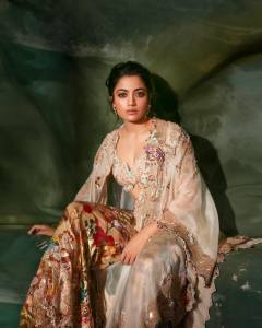 rashmika-latest-outfit-photos