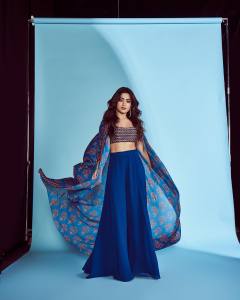 rashmika-mandanna-Ribbed-Knit-Dress-001