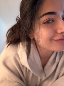 rashmika-mandanna-home-look-makeup-photos
