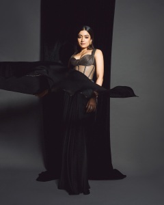 rashmika-mandanna-in-black-net-dress-style-latest-photos