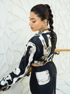 rashmika-mandanna-in-black-stylish-dress-images-005