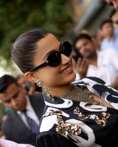 rashmika-mandanna-in-black-stylish-dress-images-006