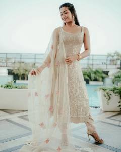 rashmika-mandanna-in-glitter-dress-images-004