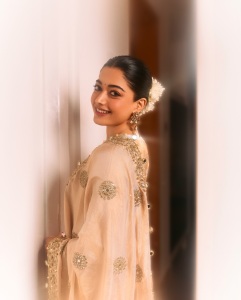 rashmika-mandanna-in-gold-colour-party-wear-simple-churidar-photos