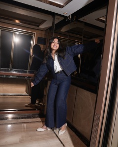 rashmika-mandanna-in-loose-pants-with-jacket-photos-003