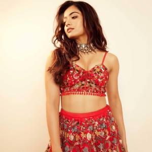 rashmika-mandanna-in-multi-colour-floral-lehenga-004
