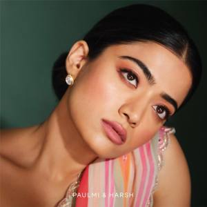 rashmika-mandanna-in-multi-coloured-striped-saree-and-blouse-003