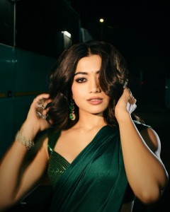 rashmika-mandanna-in-saree-photos-009