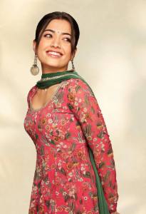 rashmika-mandanna-latest-photos-hd-005