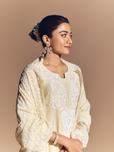 rashmika-mandanna-latest-trendy-photos-006