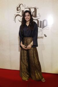 Sita Ramam Movie Actress Rashmika Mandanna Latest Stills
