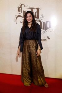 Sita Ramam Movie Actress Rashmika Latest Stills
