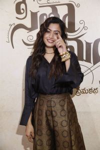 Sita Ramam Movie Actress Rashmika Latest Stills