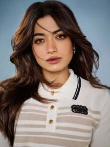 rashmika-mandanna-stylish-outfit-images-003