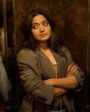 rashmika-mandanna-simple-face-makeup-look-photos-001