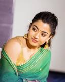 rashmika-mandanna-green-saree-photos-in-animal-movie-promotion-003