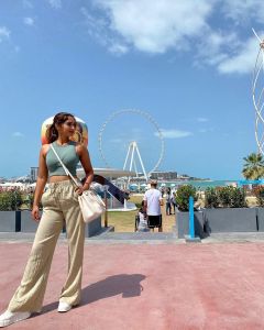 reba-monica-john-beautiful-photos-in-black-colour-saree