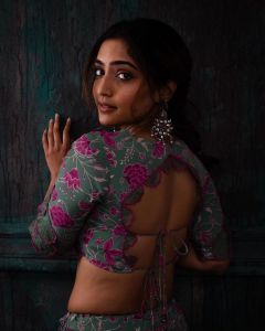 reba-monica-john-in-Purple-Poly-Dupion-Lehenga-With-Blouse-and-Dupatta-photos-004