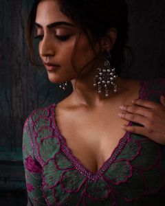 reba-monica-john-in-Purple-Poly-Dupion-Lehenga-With-Blouse-and-Dupatta-photos-007