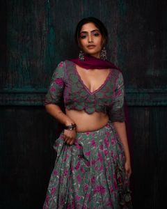 reba-monica-john-in-Purple-Poly-Dupion-Lehenga-With-Blouse-and-Dupatta-photos-009