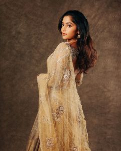 reba-monica-john-in-golden-colour-lehanga-dress-photos