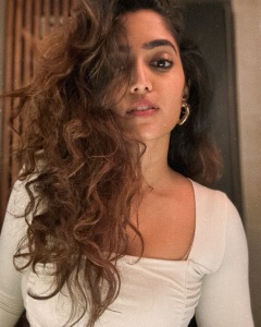 reba-monica-john-latest-photoshoot-in-white-lehenga-dress