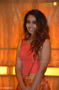 reba-monica-john-pictures-432-00569