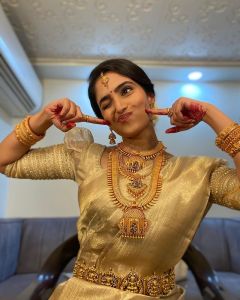 reba-monica-john-saree-photos-002