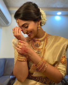 reba-monica-john-saree-photos-004