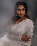 reba-monica-john-latest-photoshoot-in-white-lehenga-dress-008