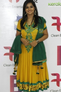 3019remya_nambeesan_latest_photos_77-002